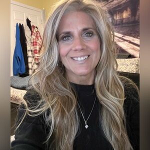 Rachel Welch Runway Rehearsal in Pale Golden Honey